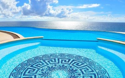 SQUAMERS, LOS MEJORES DISEÑOS EN PISCINAS PARA DEJAR EL TÍPOCO AZUL DETRÁS. 